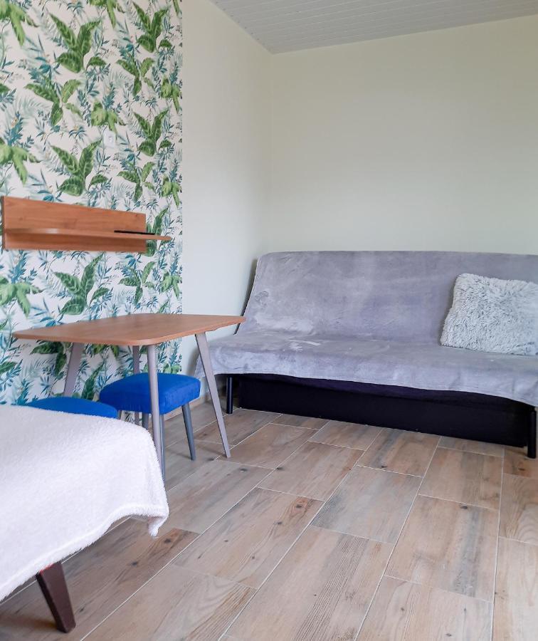 Dom Wczasowy Lodzianka Hotell Mrzeżyno Exteriör bild