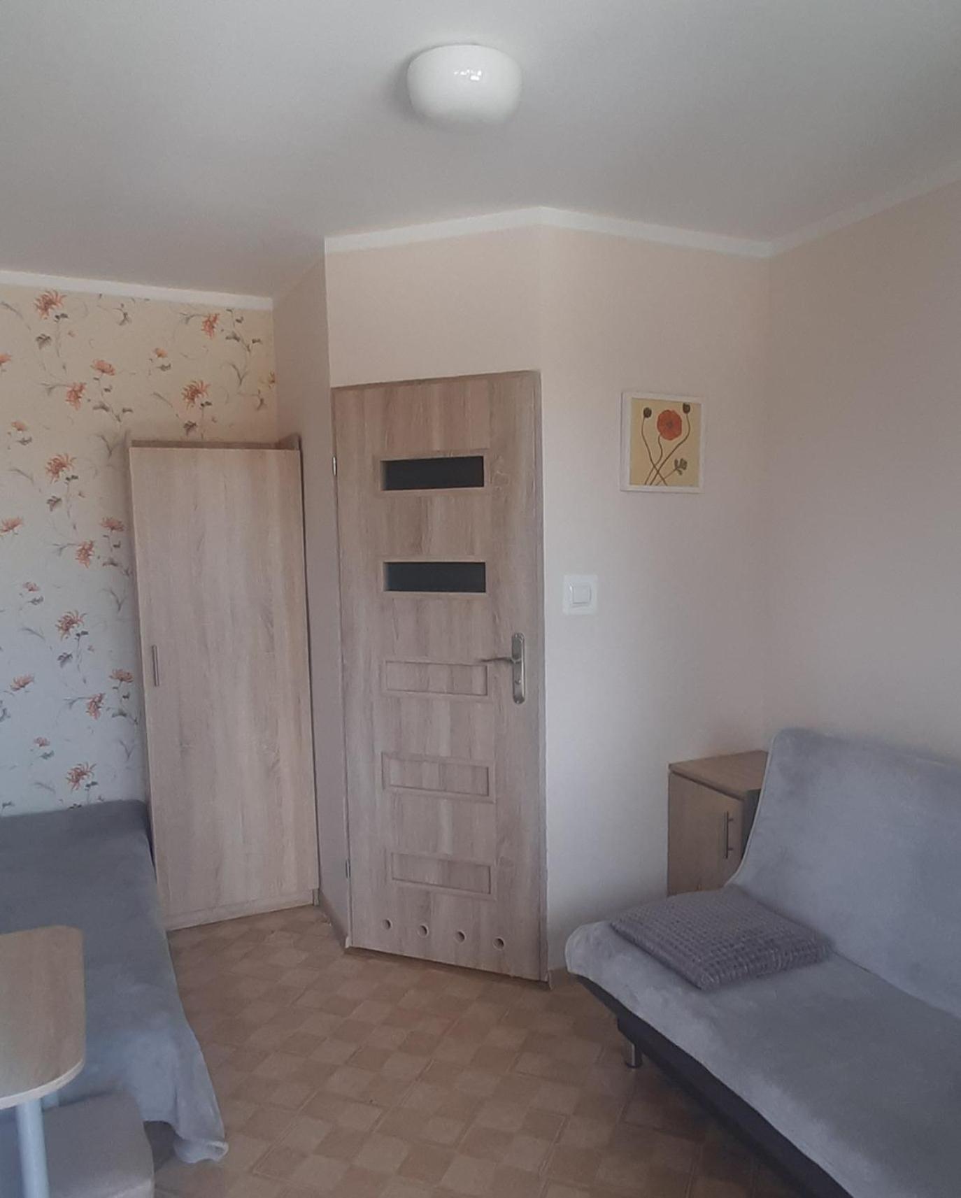 Dom Wczasowy Lodzianka Hotell Mrzeżyno Exteriör bild