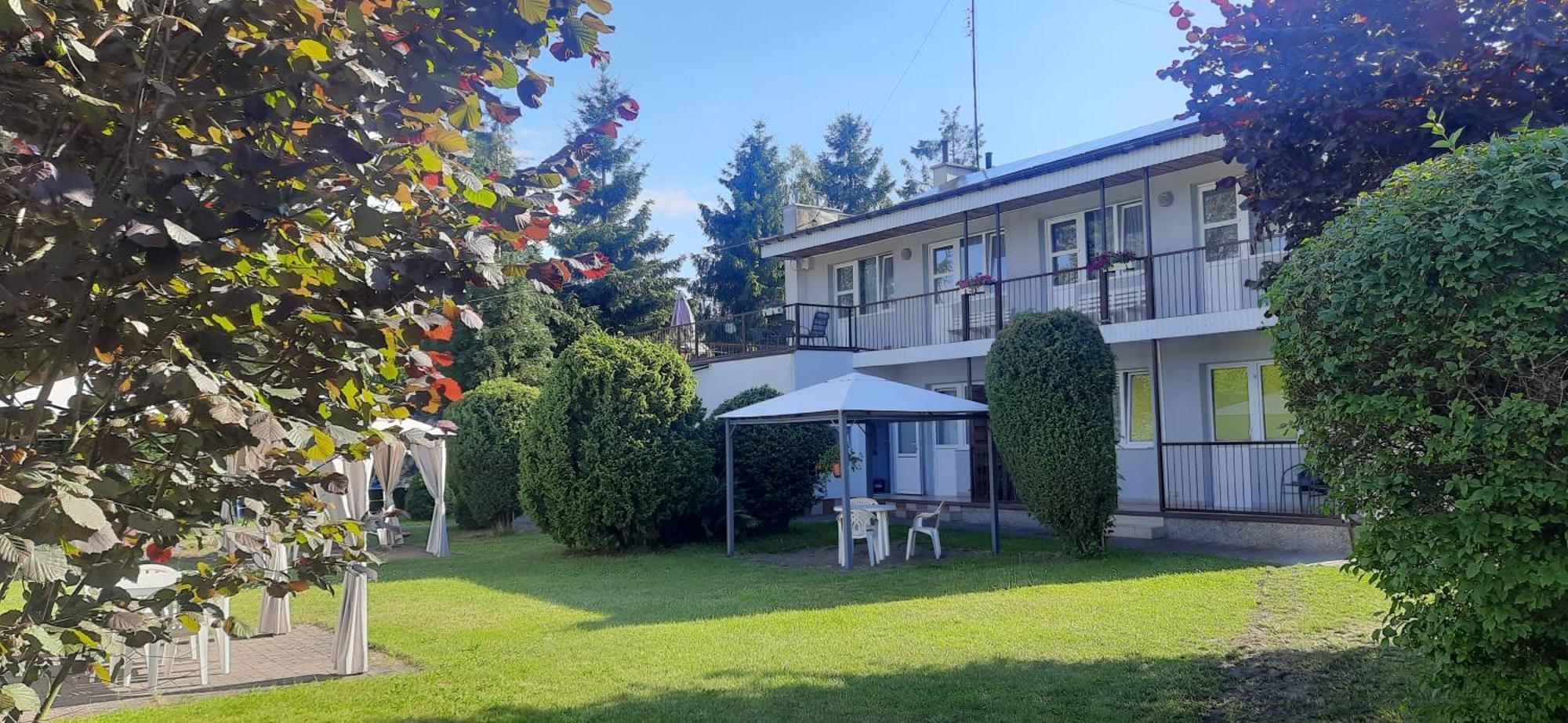 Dom Wczasowy Lodzianka Hotell Mrzeżyno Exteriör bild